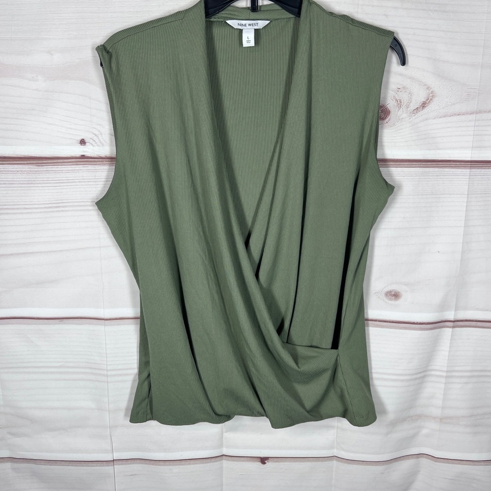 Nine West Top Women Large Green Surplice Ribbed Sleeveless V-Neck Blouse Solid
